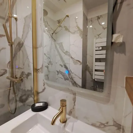 L'étoile Du Nord Apartamento Wattrelos